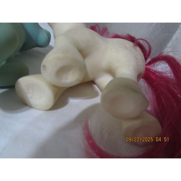 Set of 2 My little pony 1984 vintage Medley & Moondancer Hong Kong Wings - Picture 3 of 8